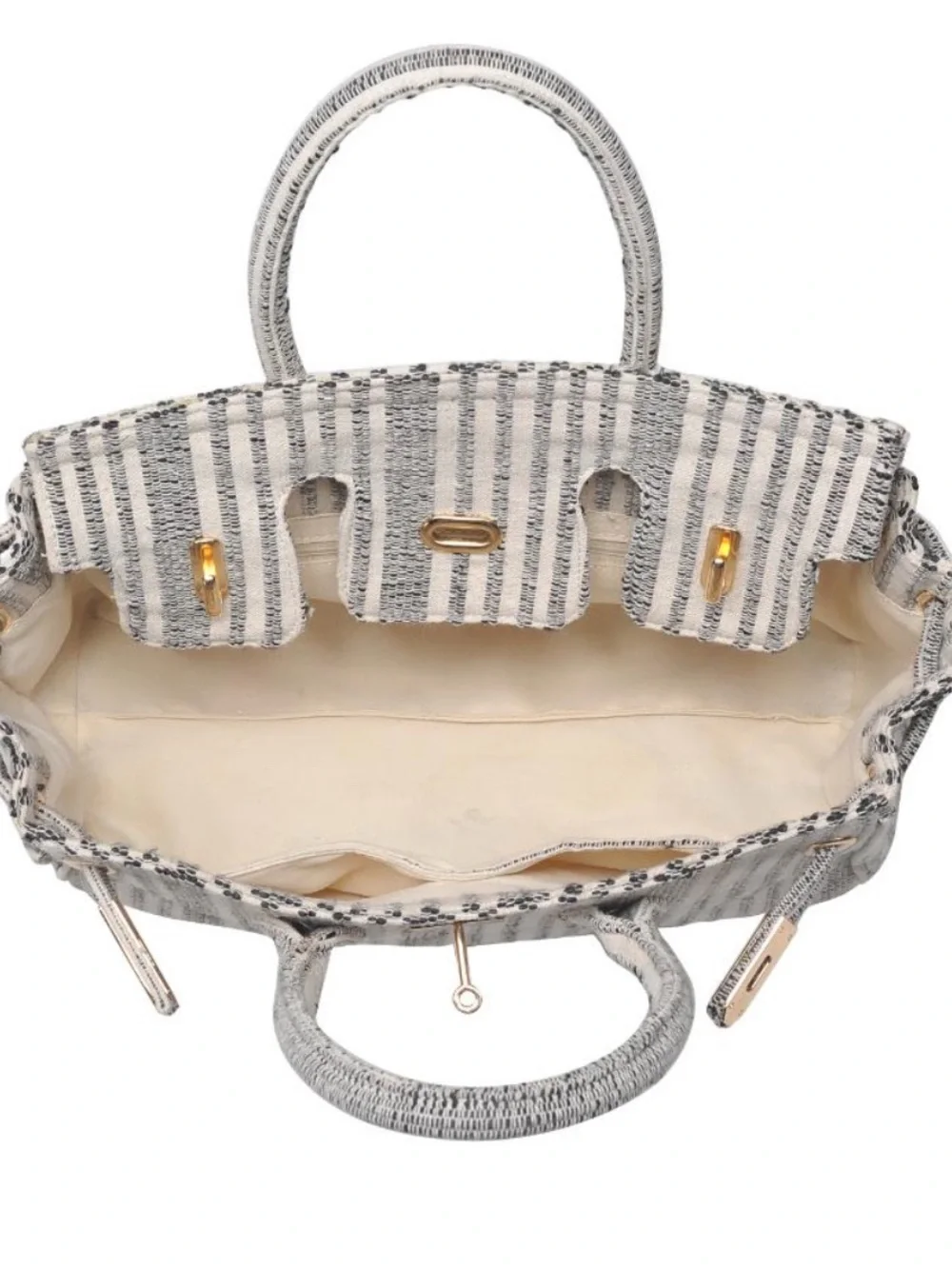 N/A chic cream